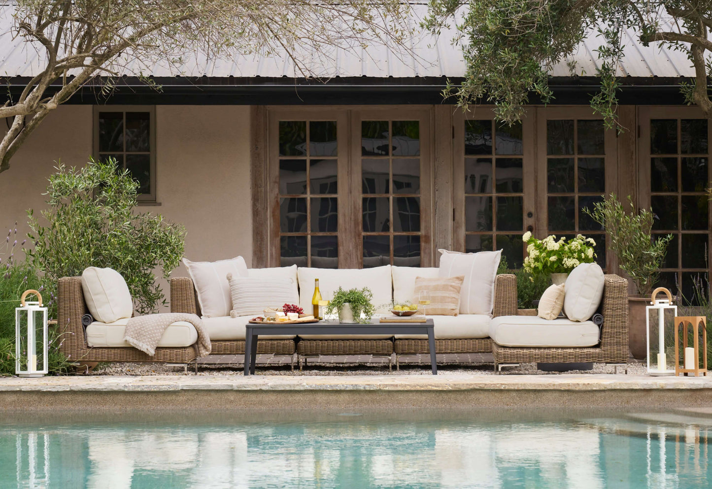 Aluminum Outdoor Coffee Table - Rectangular
